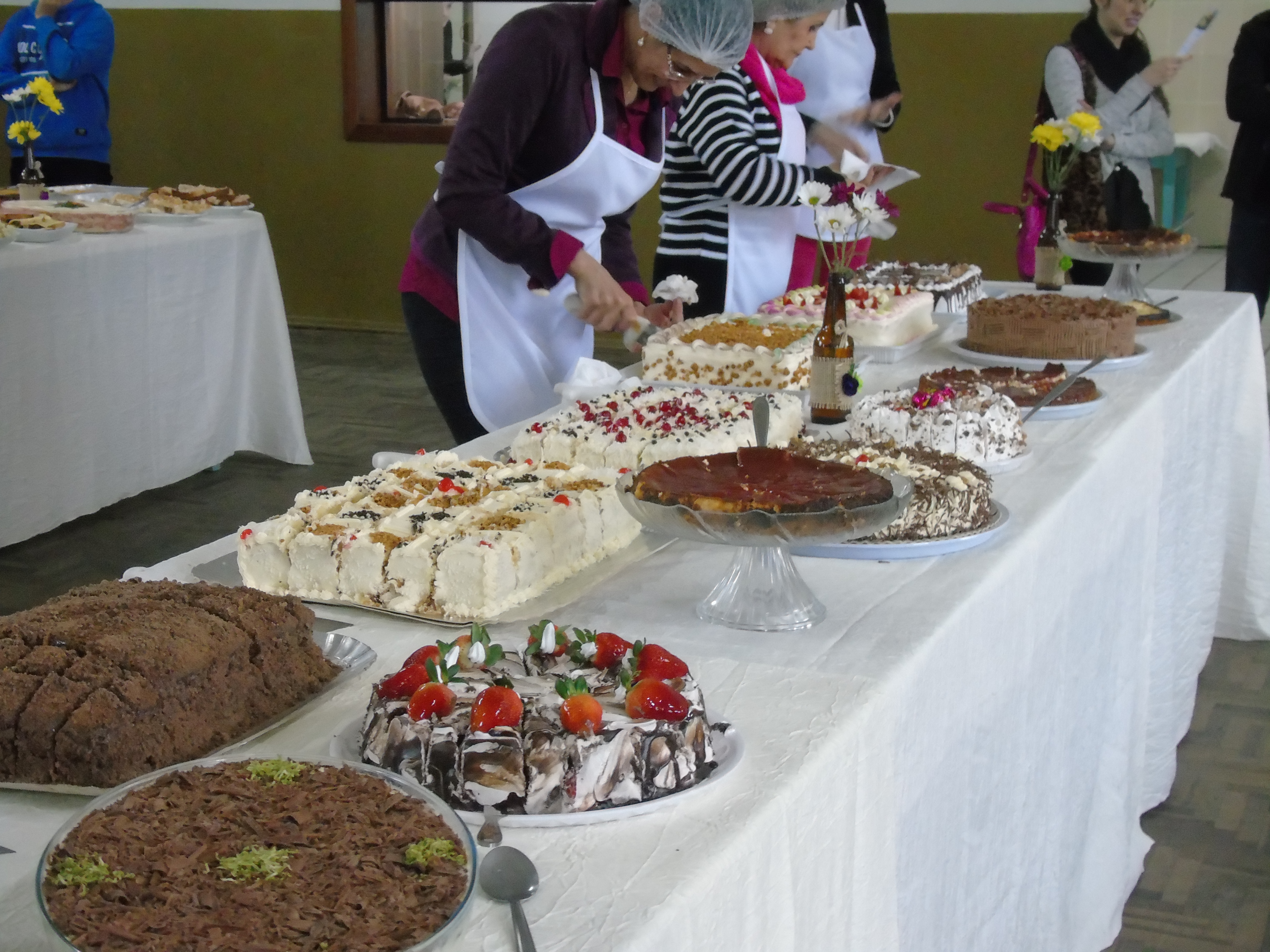 Primeiro café colonial da paróquia Imaculada Conceição 